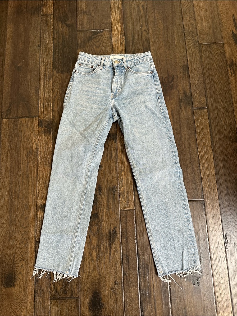 Topshop Light Wash Raw Hem Jeans – Size 0